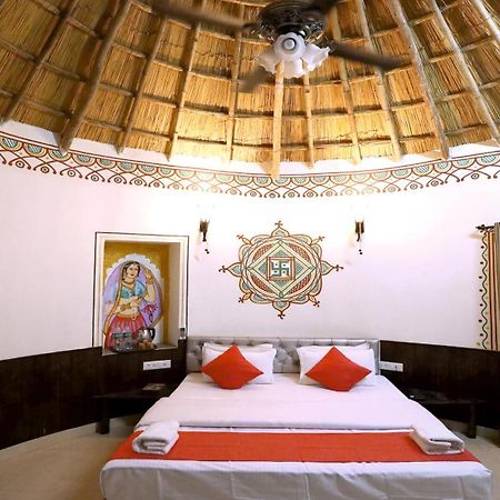 Hotel Vijayvargiya Dhani Bikaner Extérieur photo